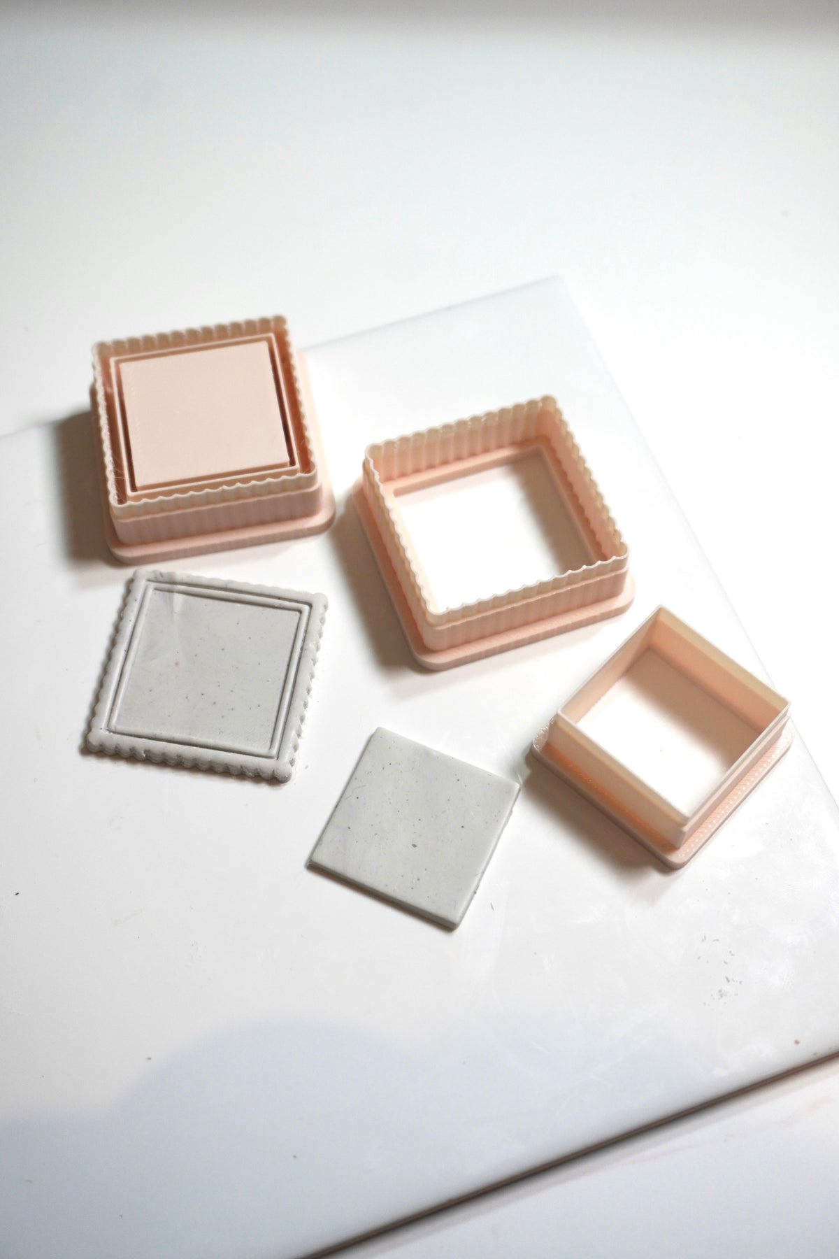 Frame bezel cutter with outline cutter