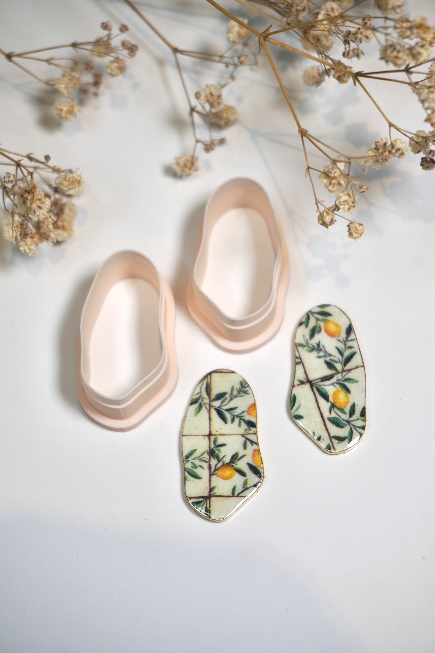 Organic Oval (Mirrored)