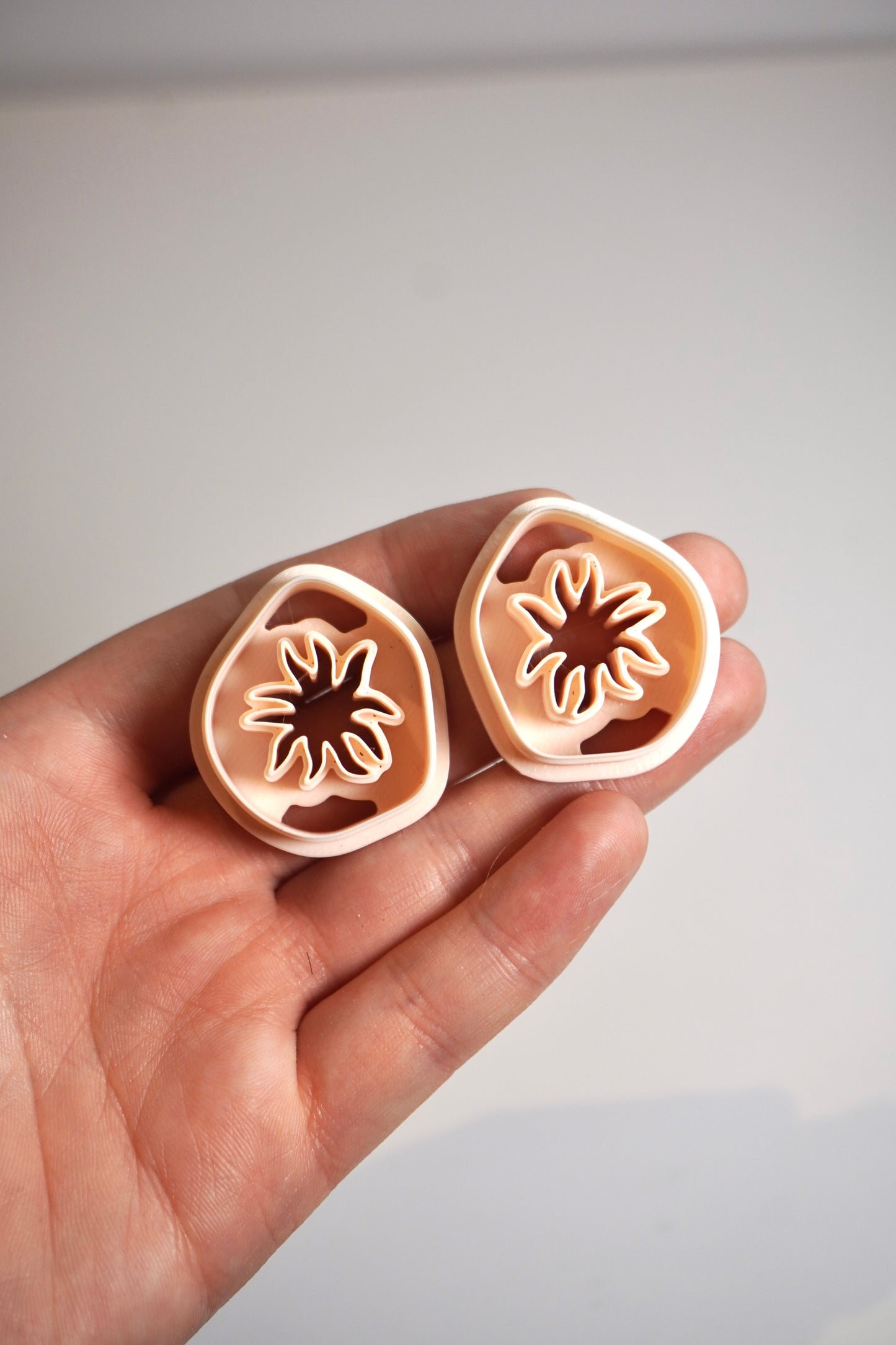 Witchy embossed - Organic Sun
