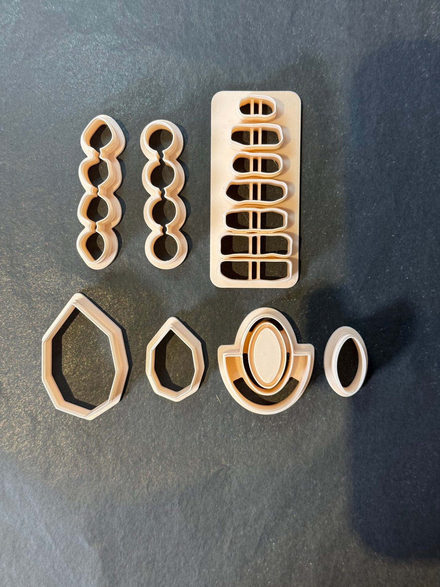 PRE-LOVED CUTTERS - SET 6
