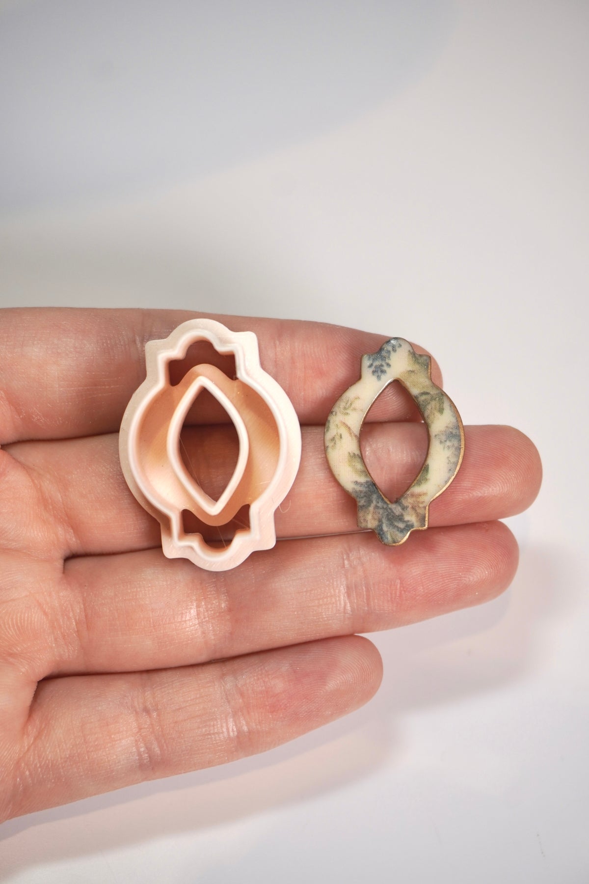 Winter hoop charm
