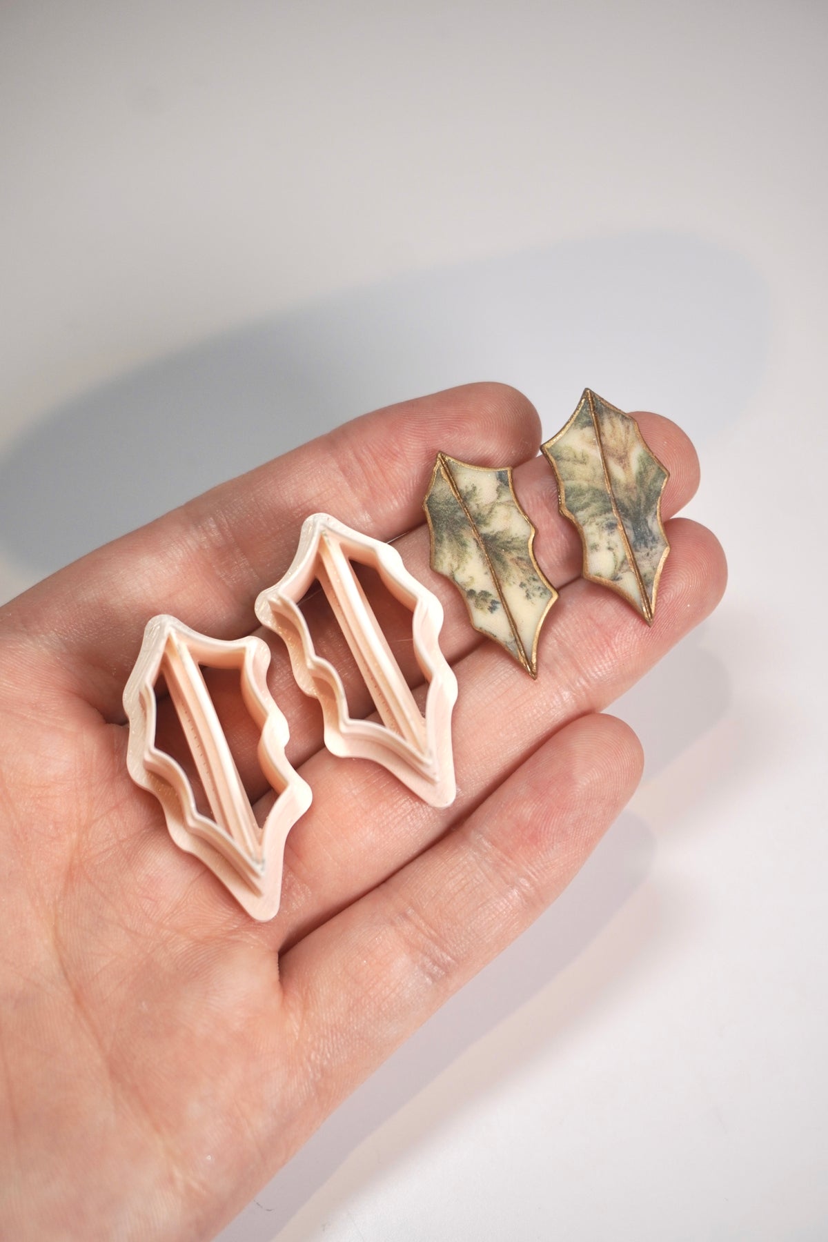 Organic Holy Leaf mirrored