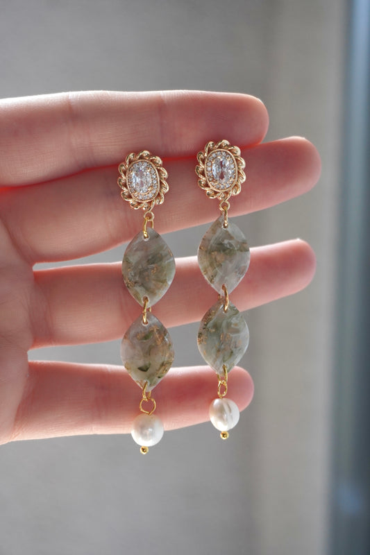 Green double drop - Freshwater pearls