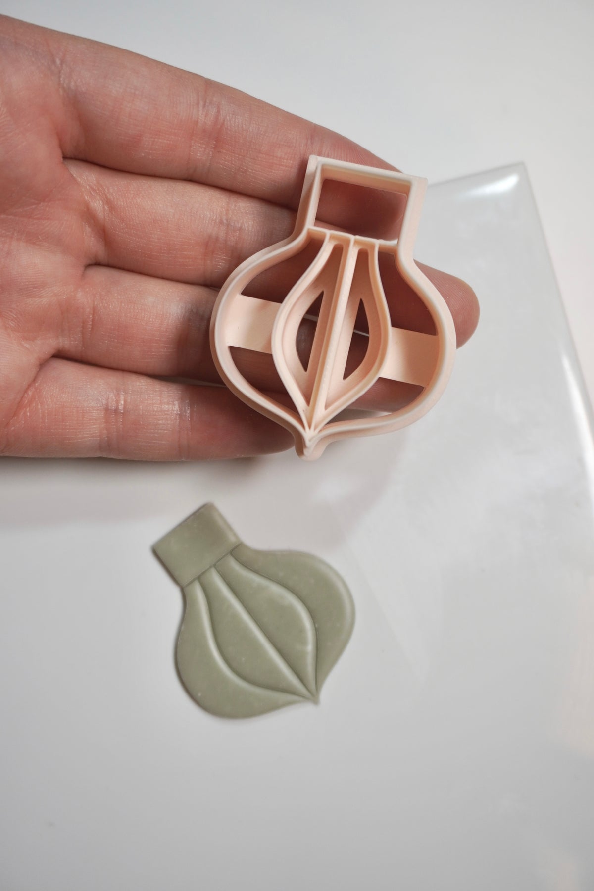 Large bulb embossed