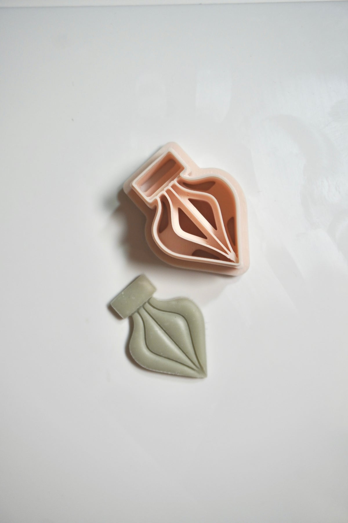 Mini bulb embossed