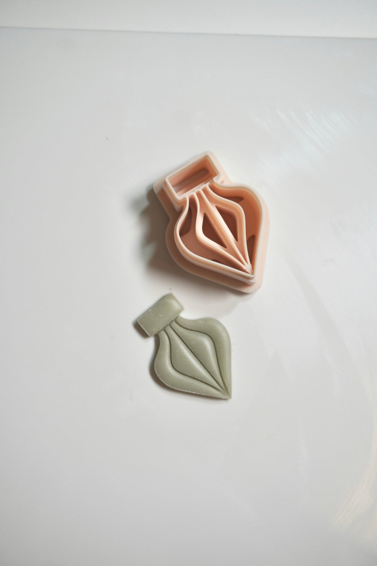 Mini bulb embossed