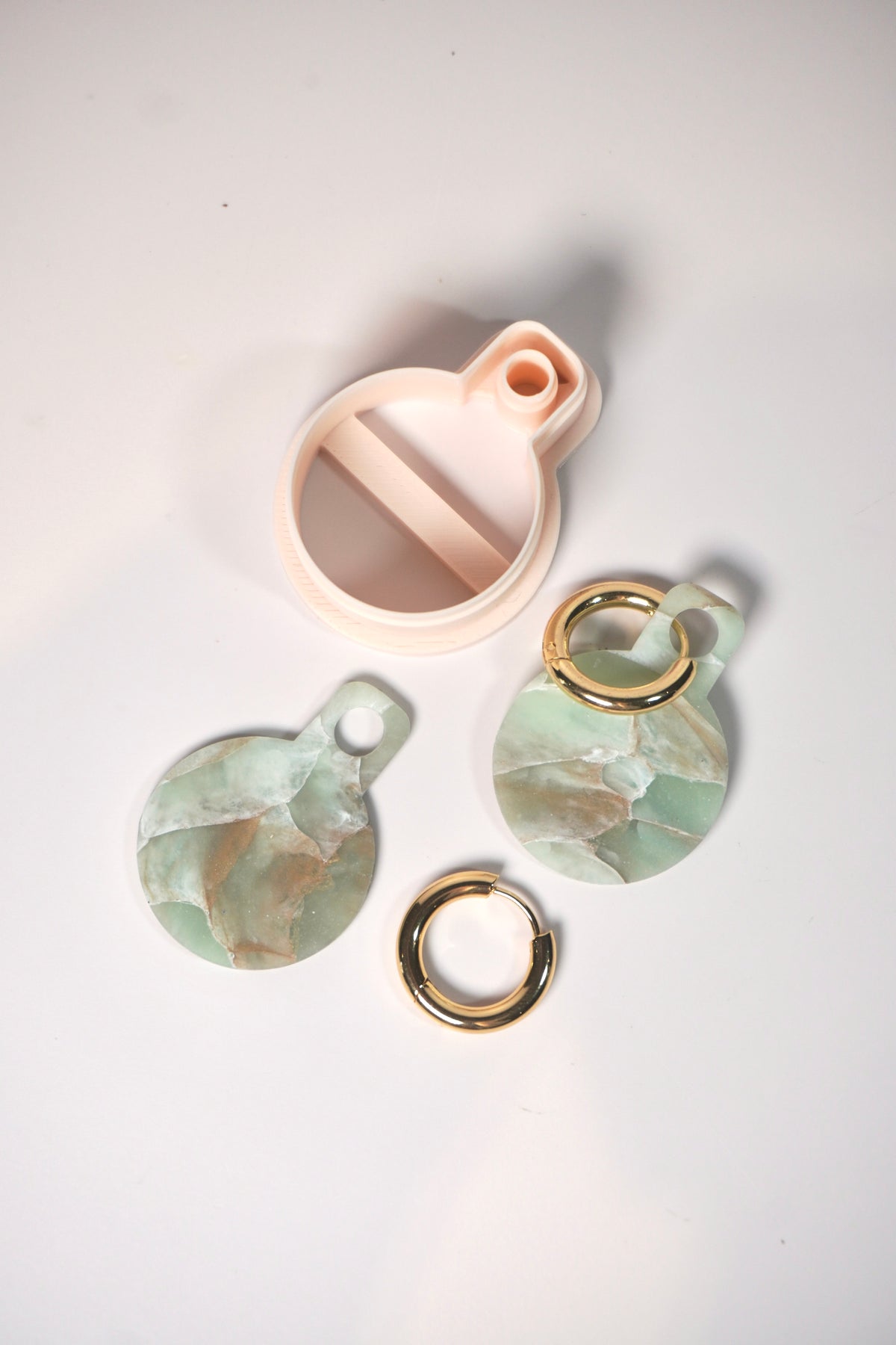 Hoop charm bauble 2
