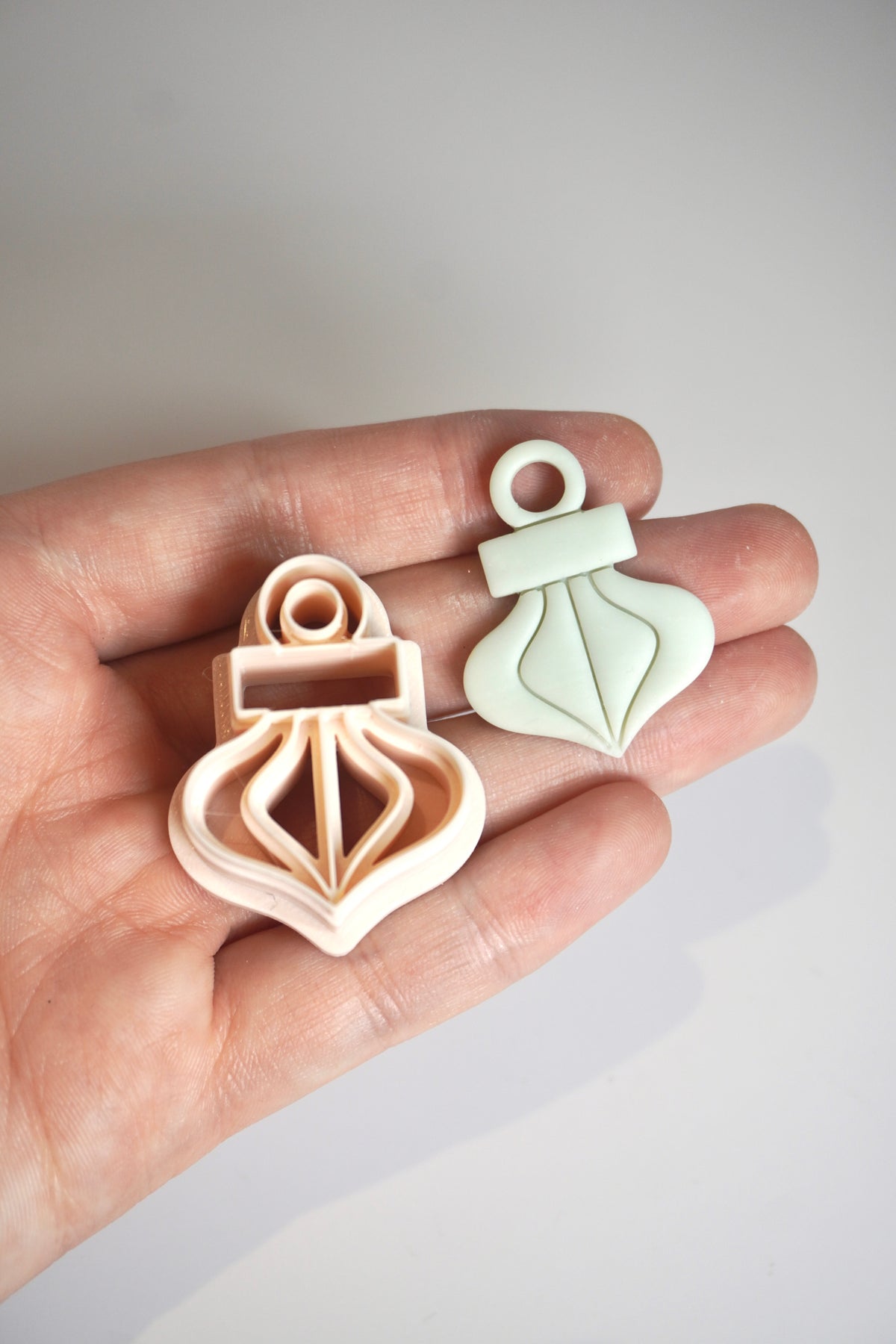 Hoop charm bauble 5