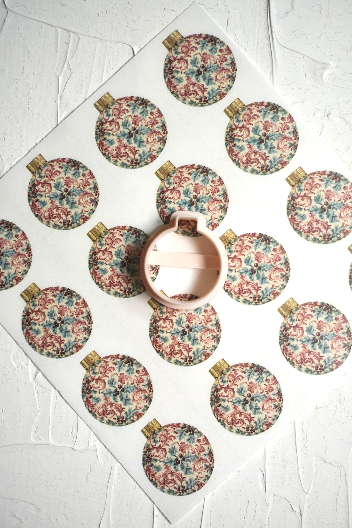 Baubles 6