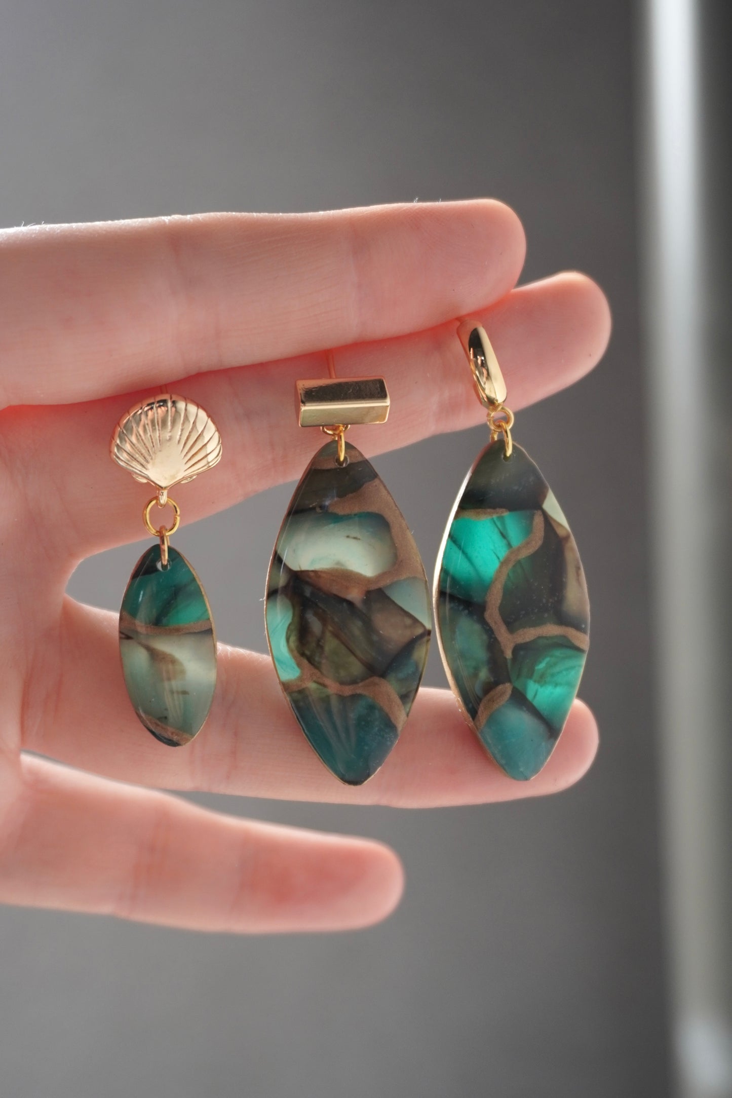 Turquoise & Gold Vein - Half Hoop Stud