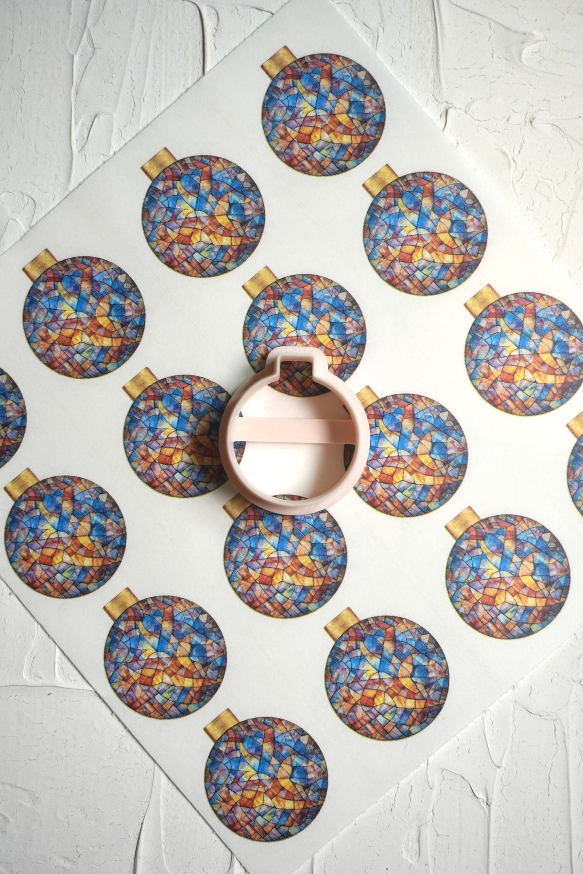 Baubles 15
