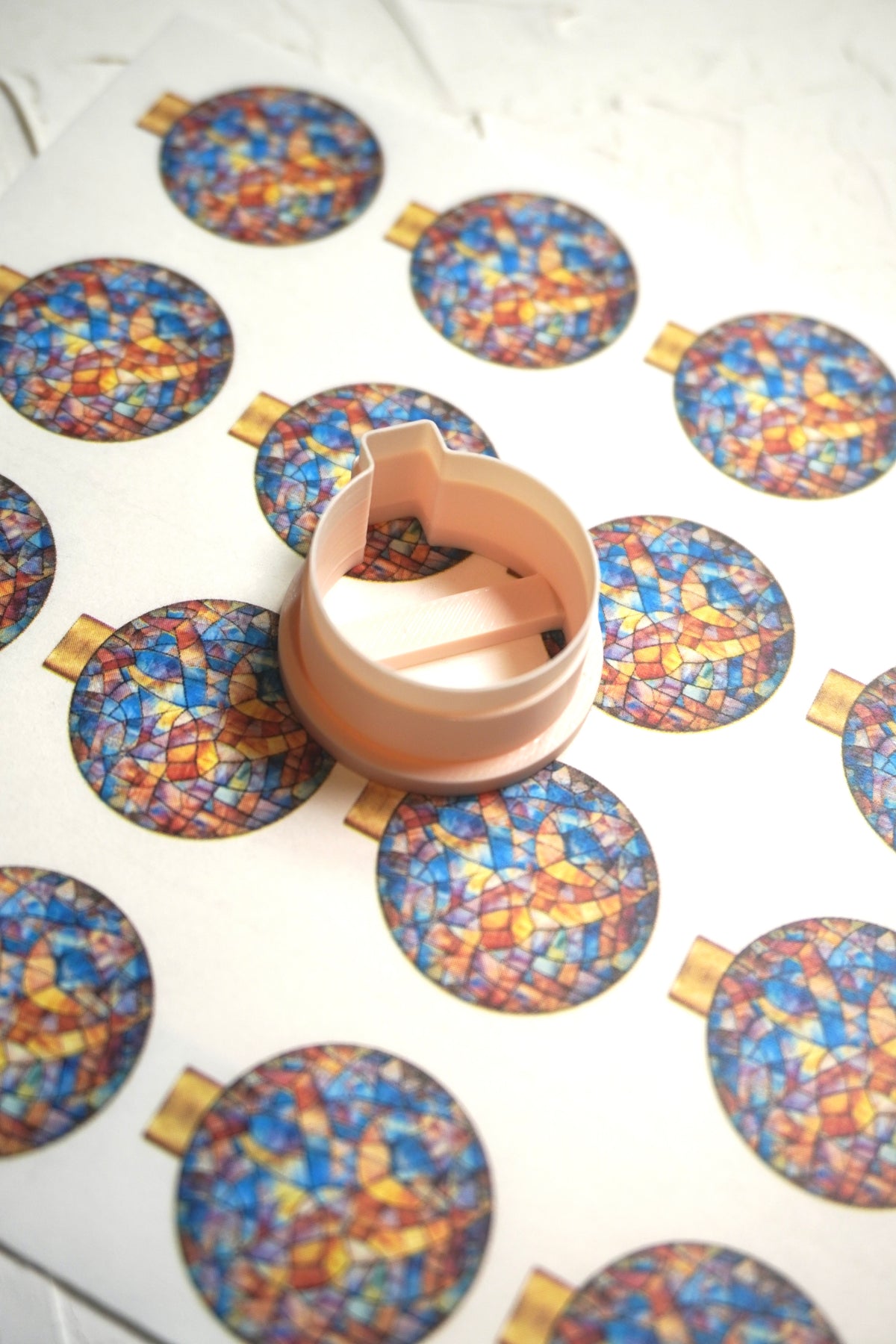 Baubles 15