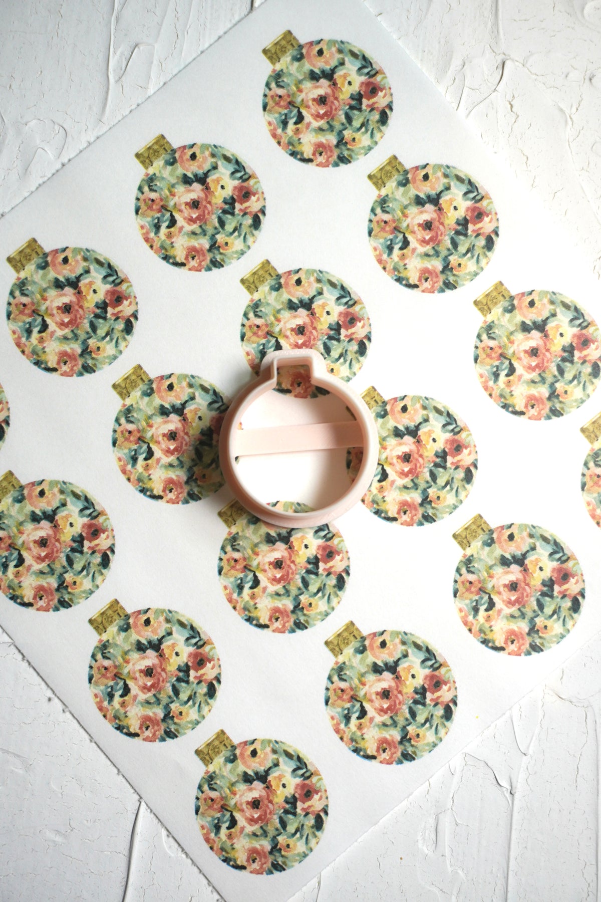 Baubles 16