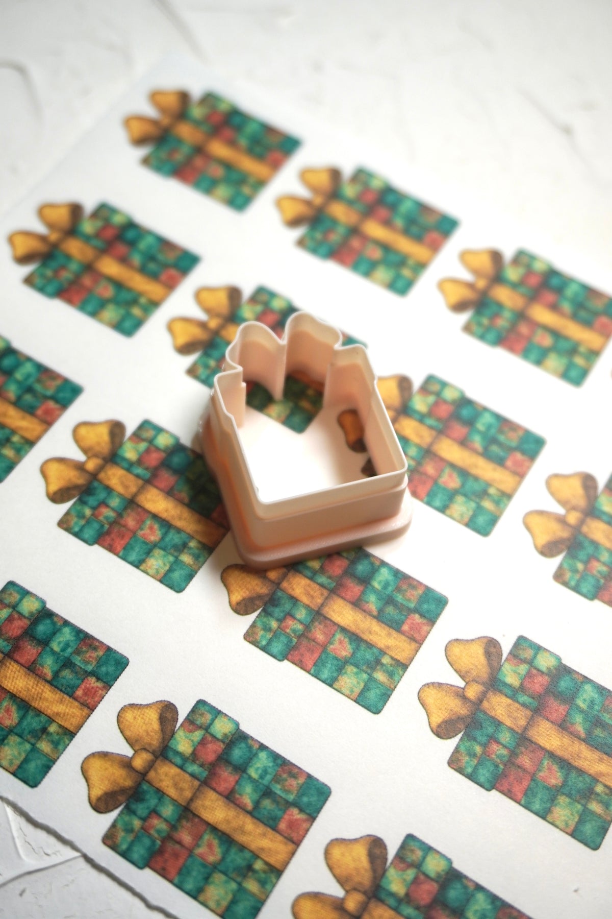 Gift 12