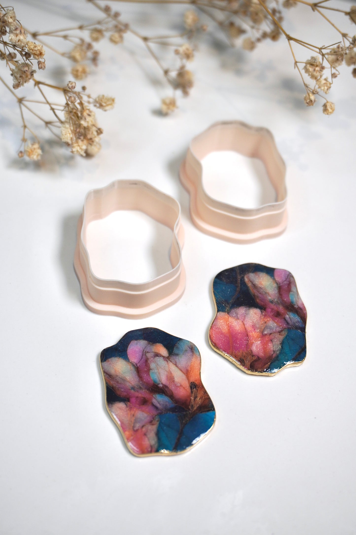 Organic Shape 2 (mirrored)