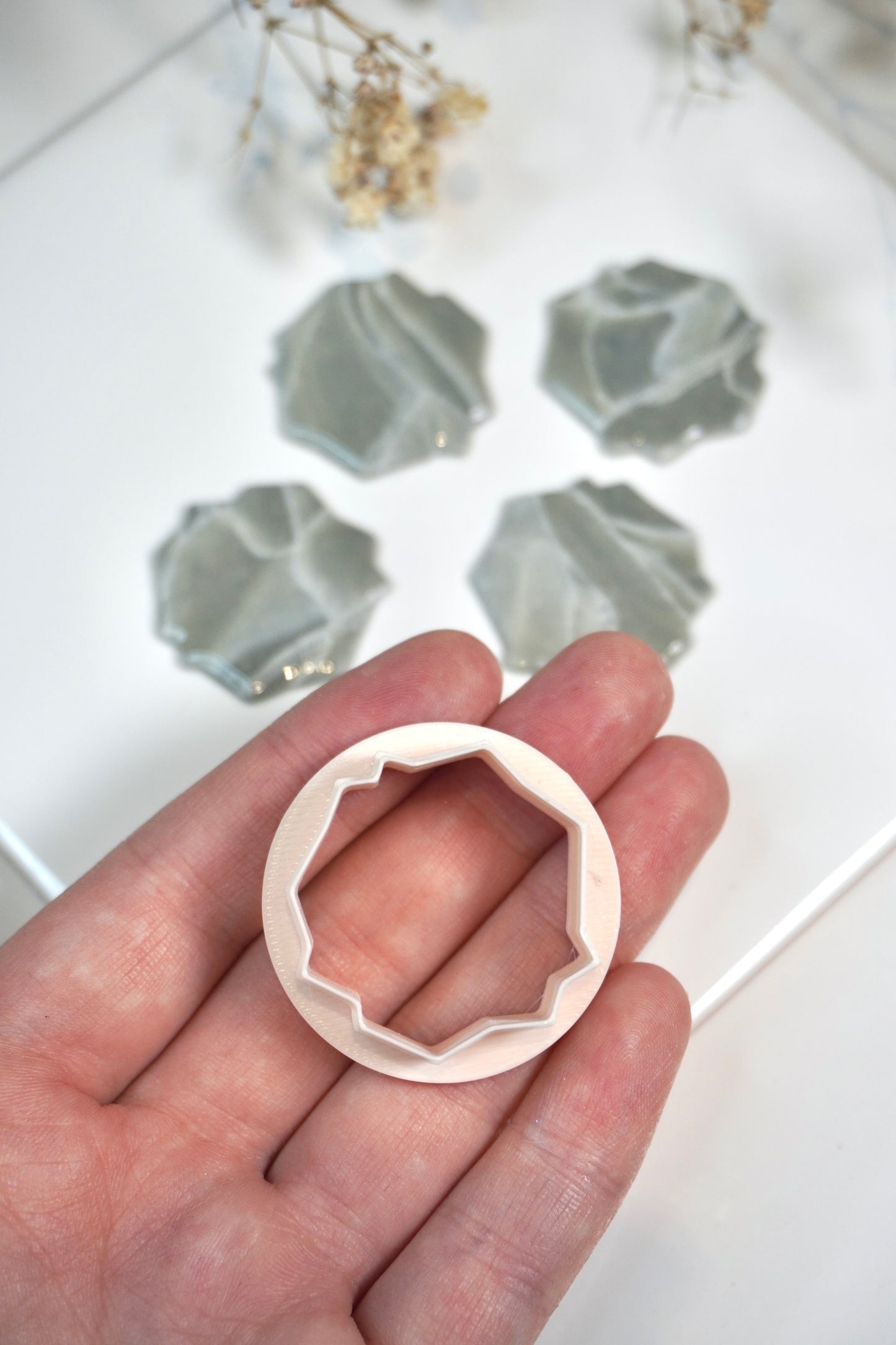 Rough Cut Circle