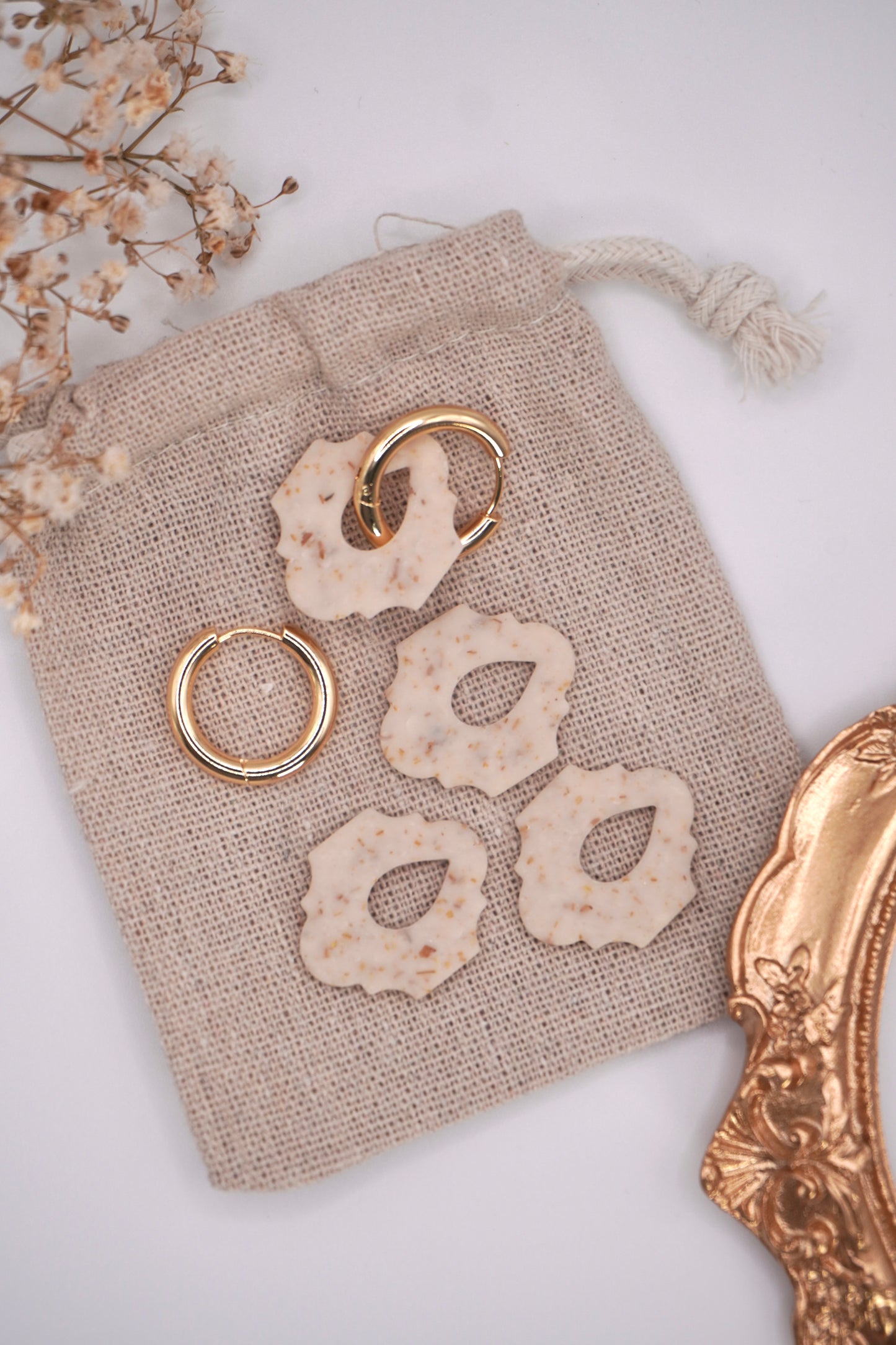 Moroccan hoop charm (1)