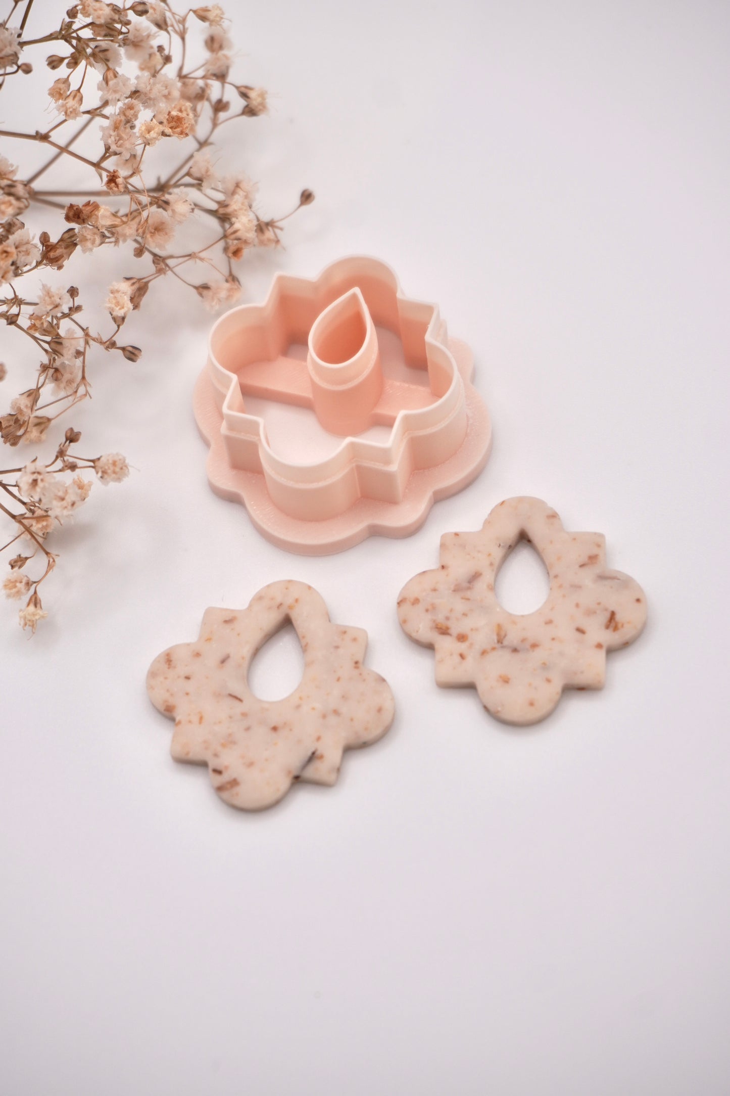 Moroccan hoop charm (4)