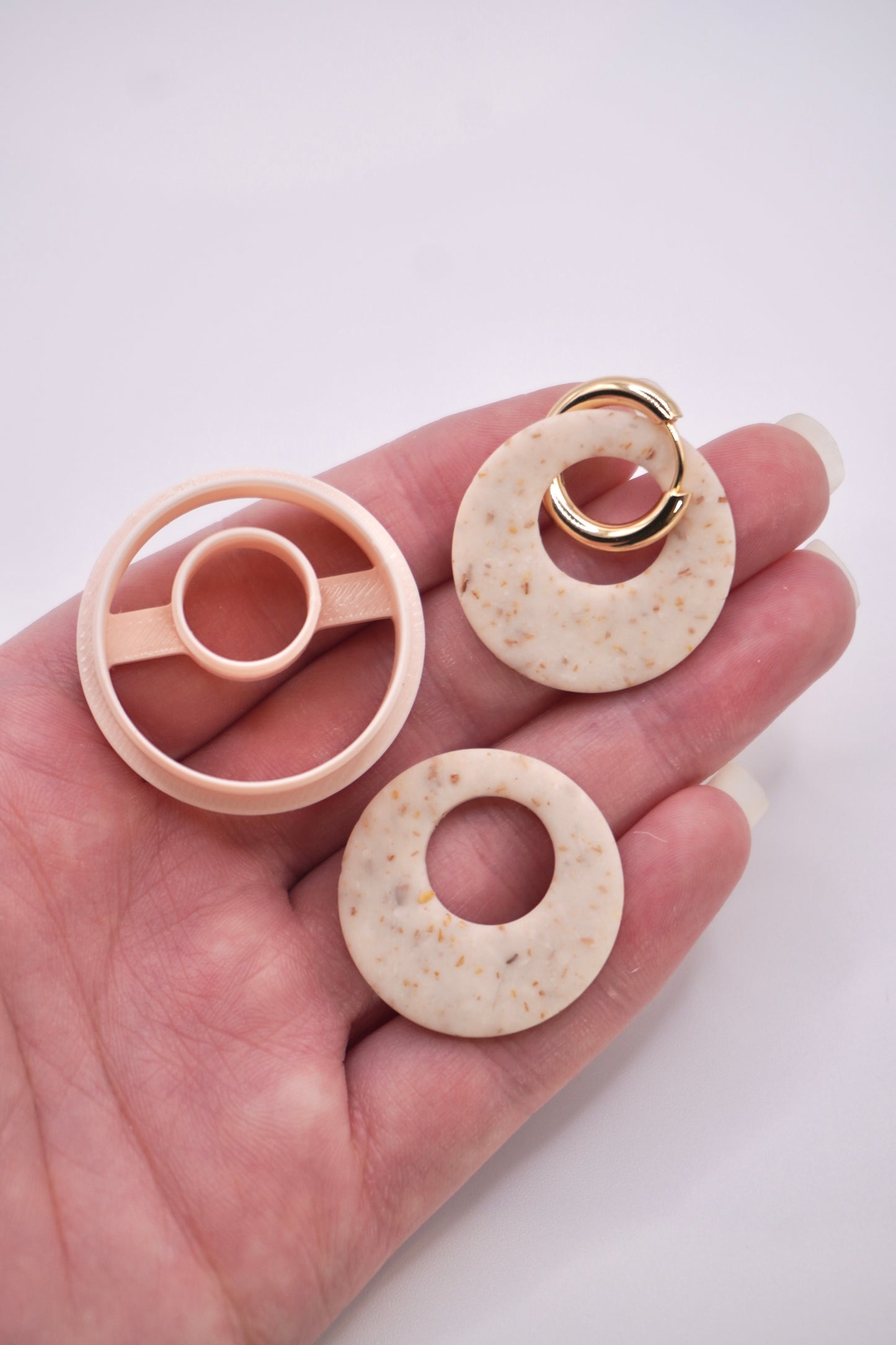 Doughnut hoop charm