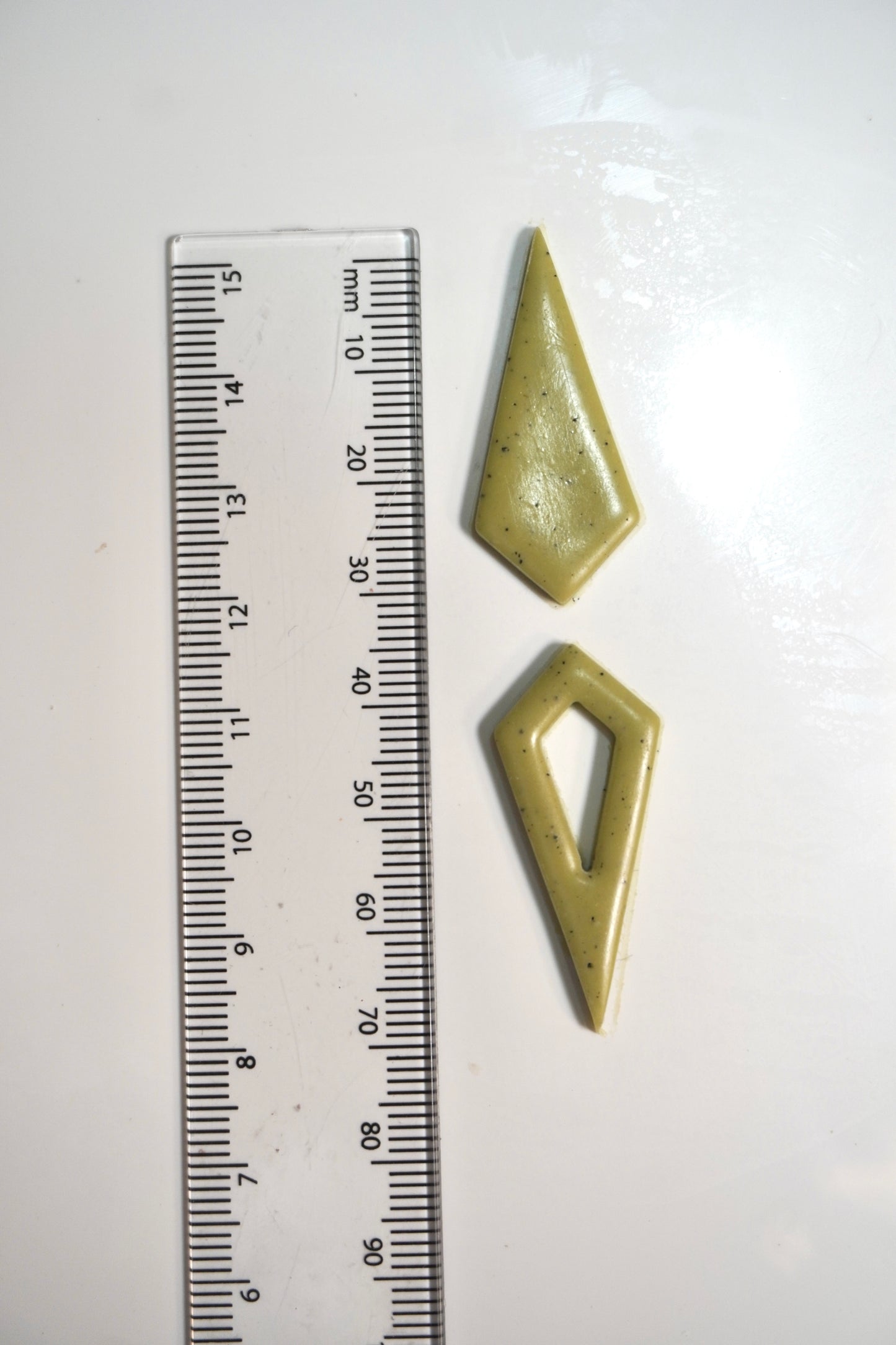 Mirrored Daggers (2)