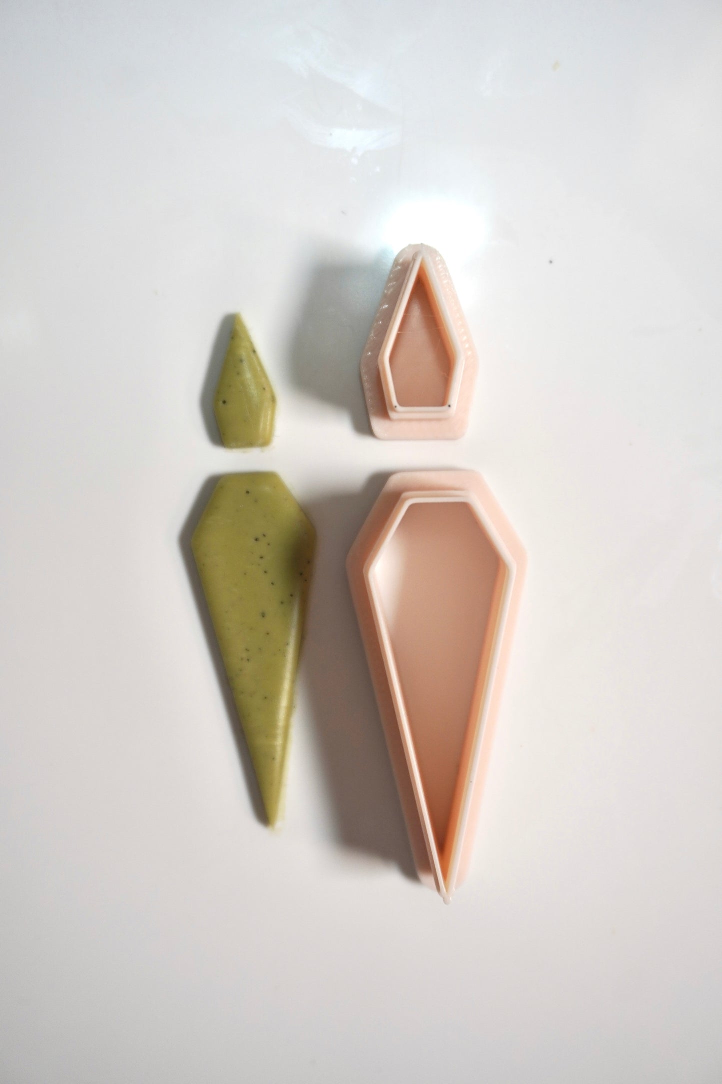 Mirrored Daggers
