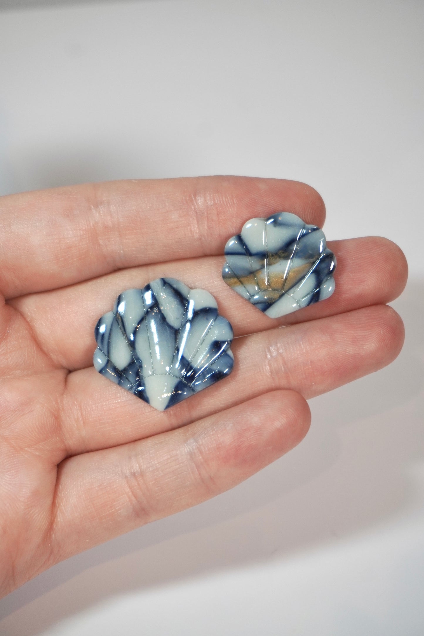Shell 4 (2 sizes)