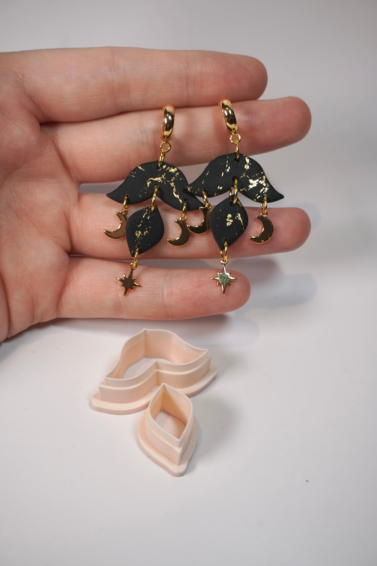 Witchy dangle 1