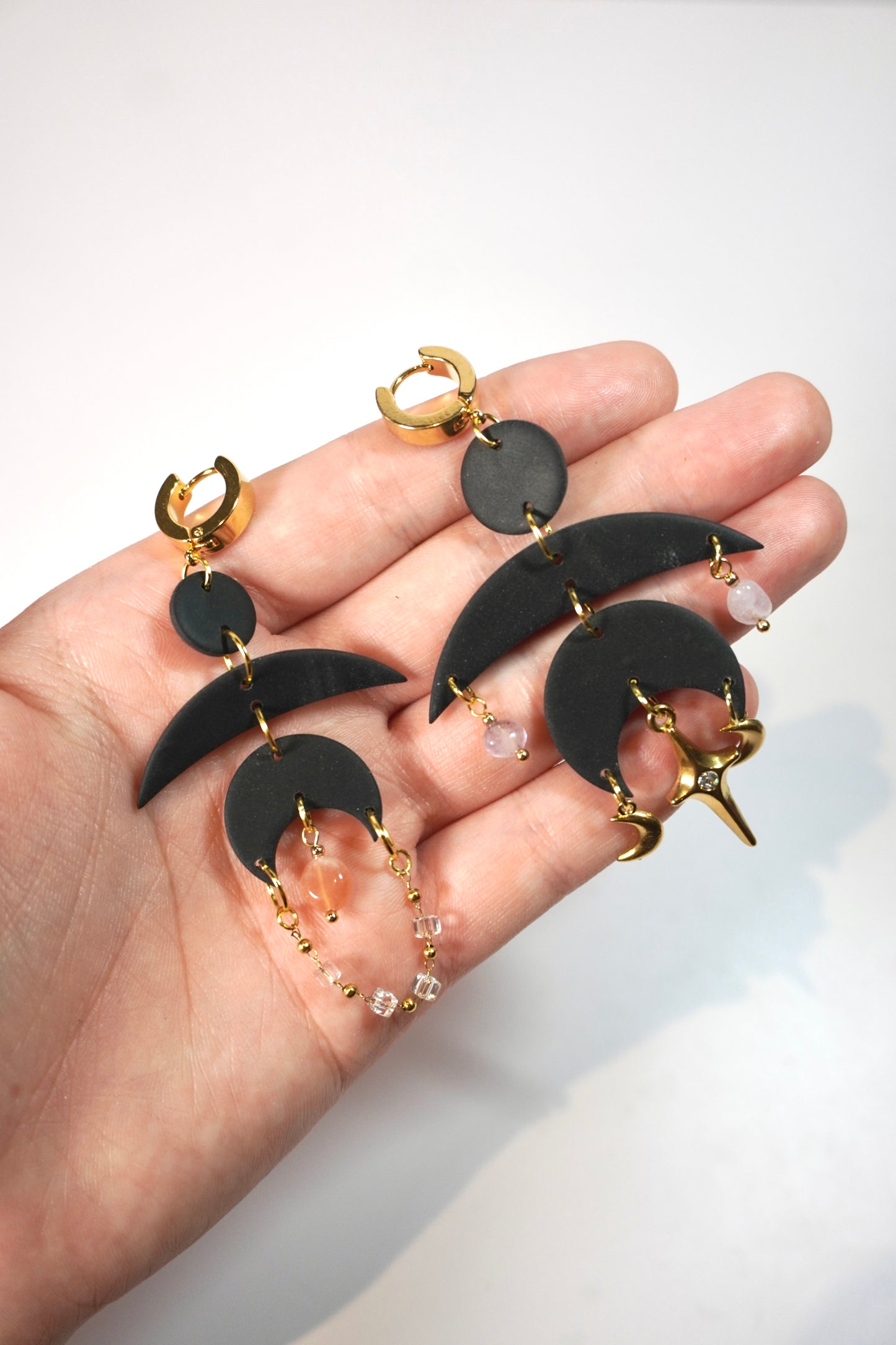 Moon dangle 2 (2 sizes)