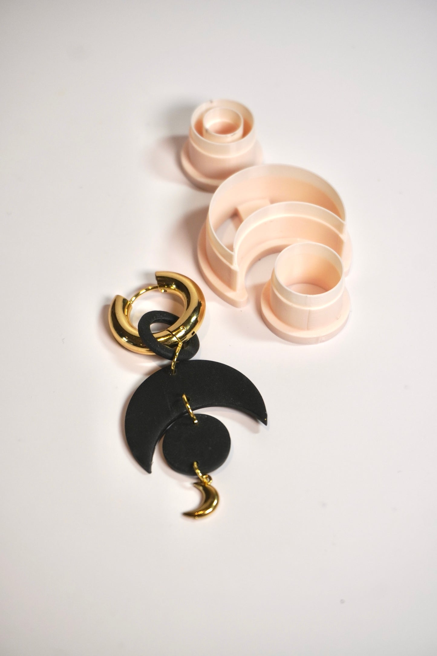 Moon dangle 4 (hoop charm)
