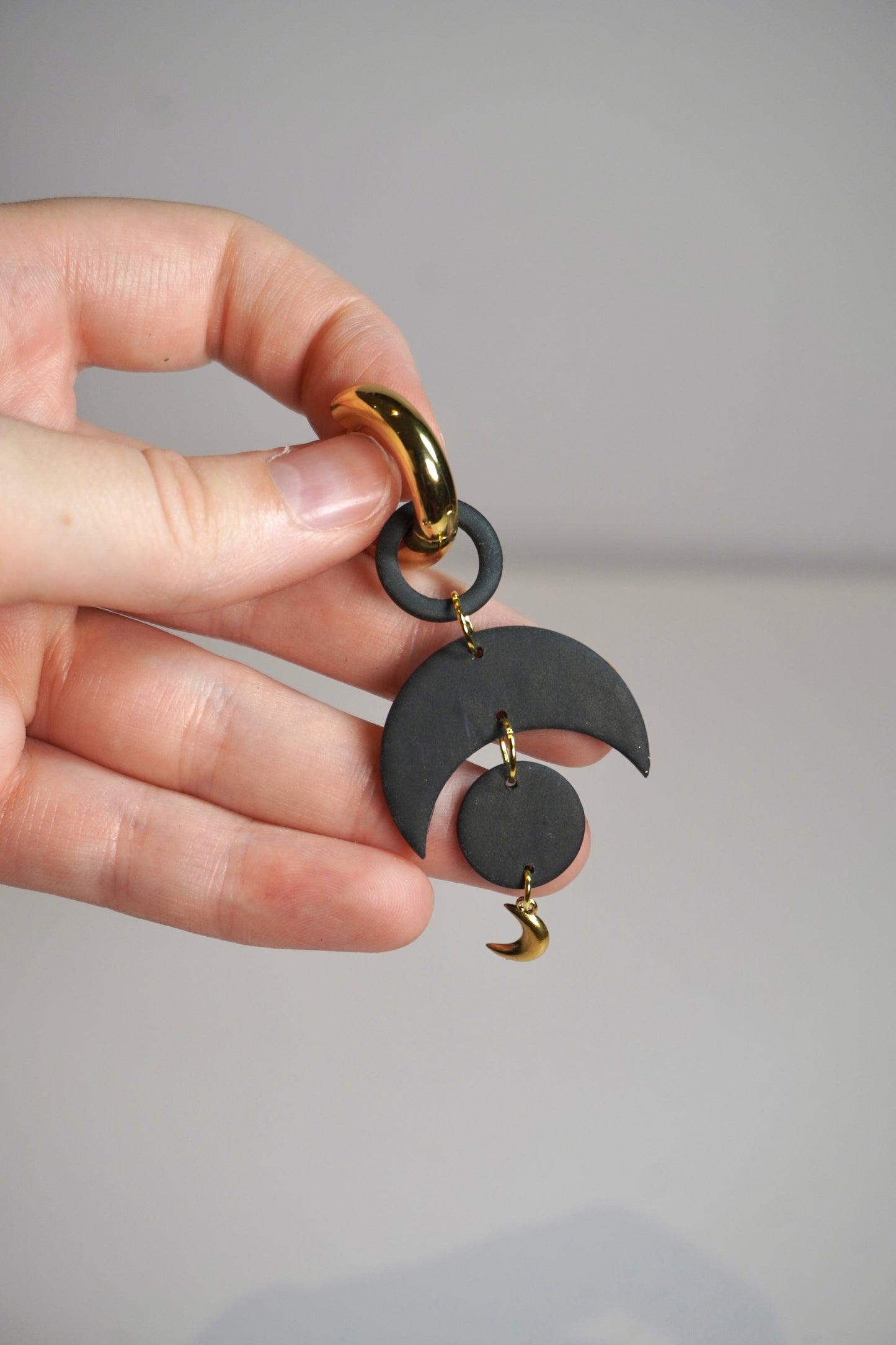 Moon dangle 4 (hoop charm)