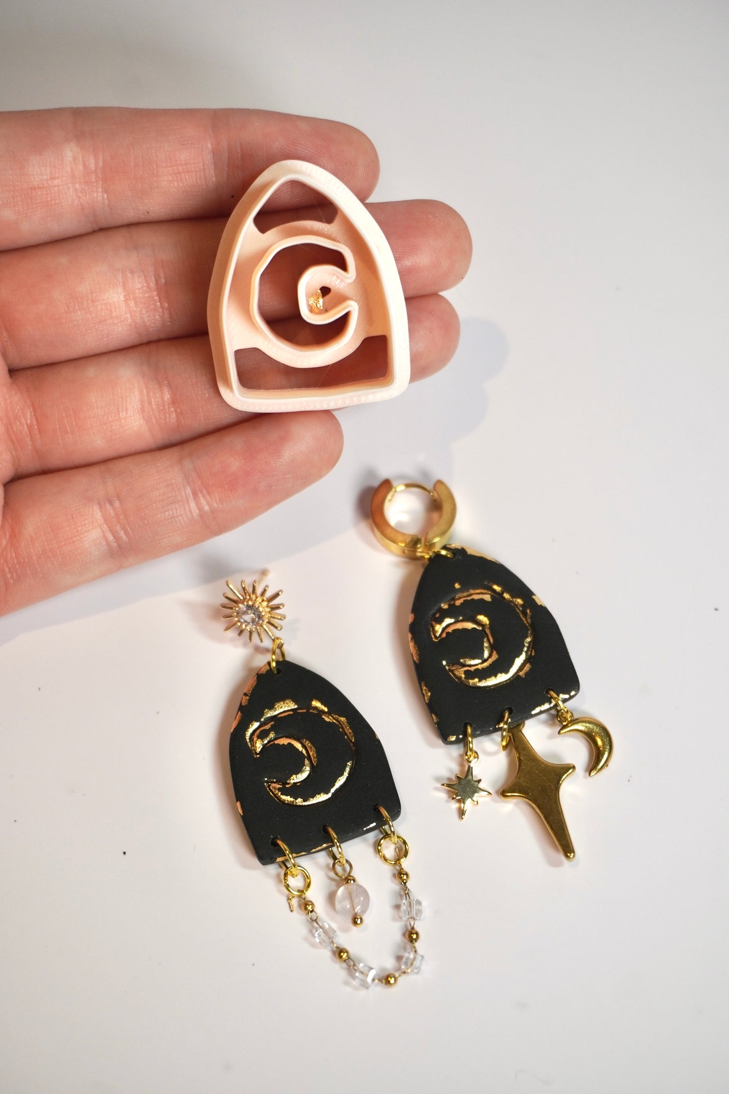 Witchy embossed - Organic Moon 2