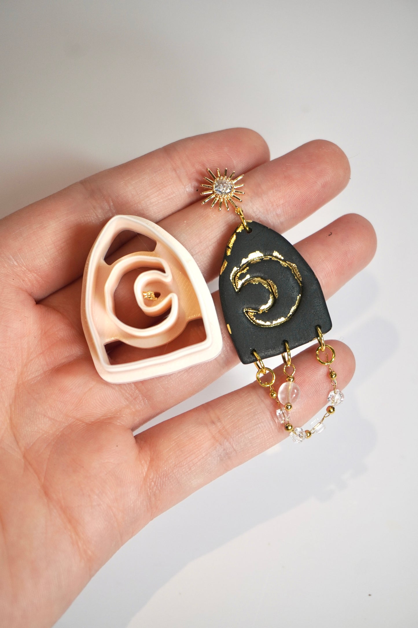 Witchy embossed - Organic Moon 2