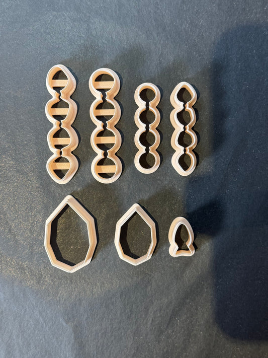 PRE-LOVED CUTTERS - SET 7